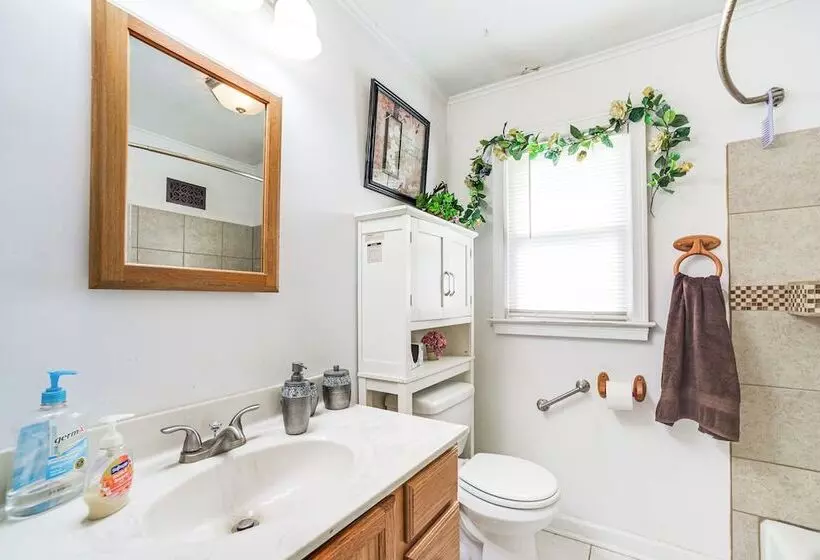 Cozy Ballston Spa Home W/ Fenced Yard!