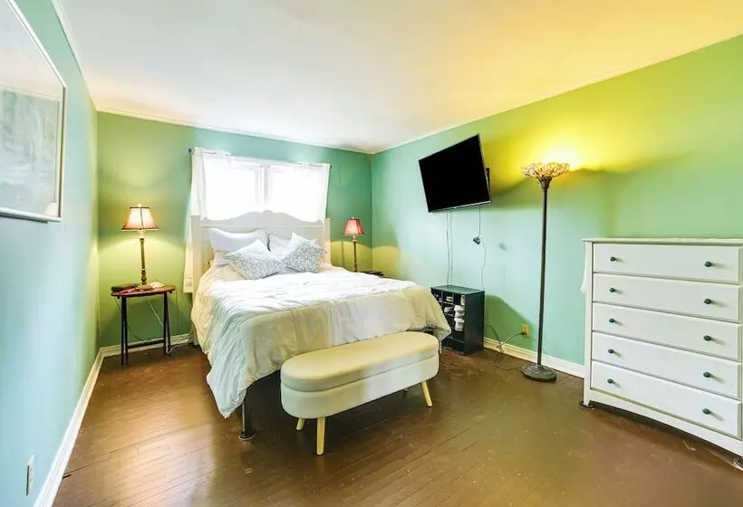 Cozy Ballston Spa Home W/ Fenced Yard!