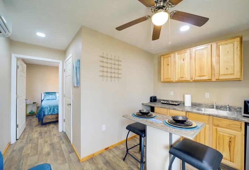 Cozy Cabin In The Smokies Great For Couples!