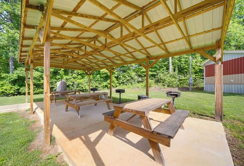 Cozy Cabin In The Smokies Great For Couples!