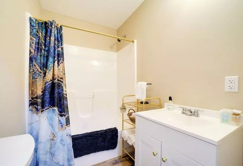 Cozy Cabin In The Smokies   Great For Couples!