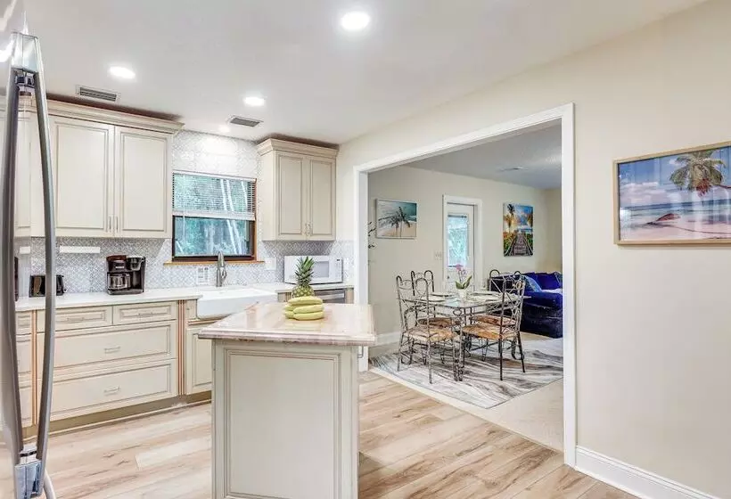 Cozy Fruit Cove Cottage On Hobby Farm W/ Wildlife!