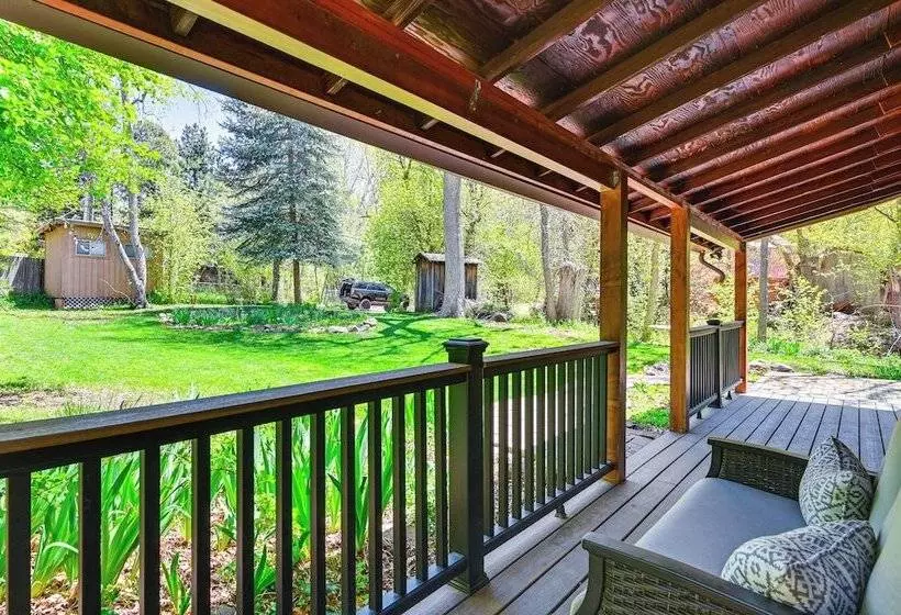 Creekside Cabin Retreat W/ Private Deck In Payson