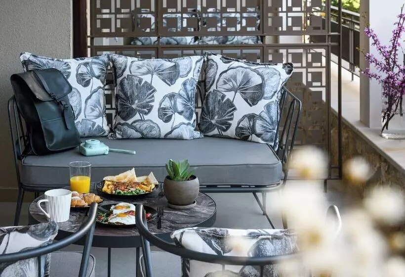 Epineio Comfort Living