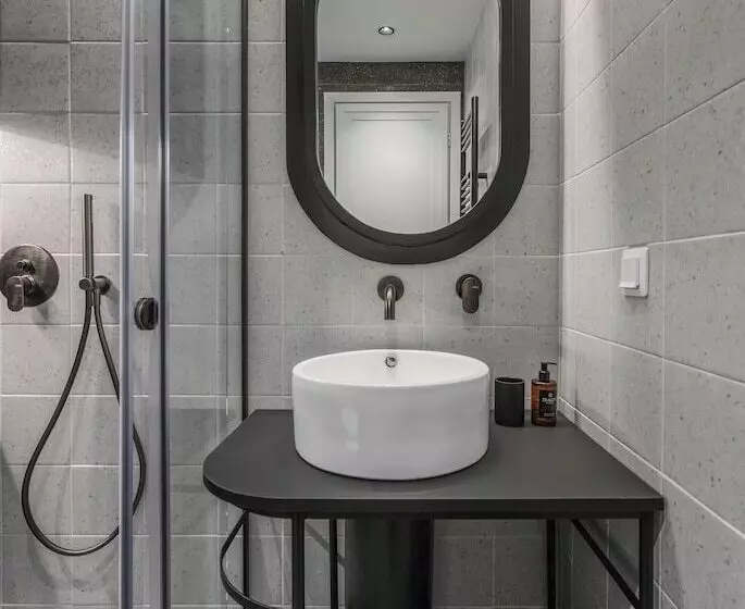 Epineio Comfort Living