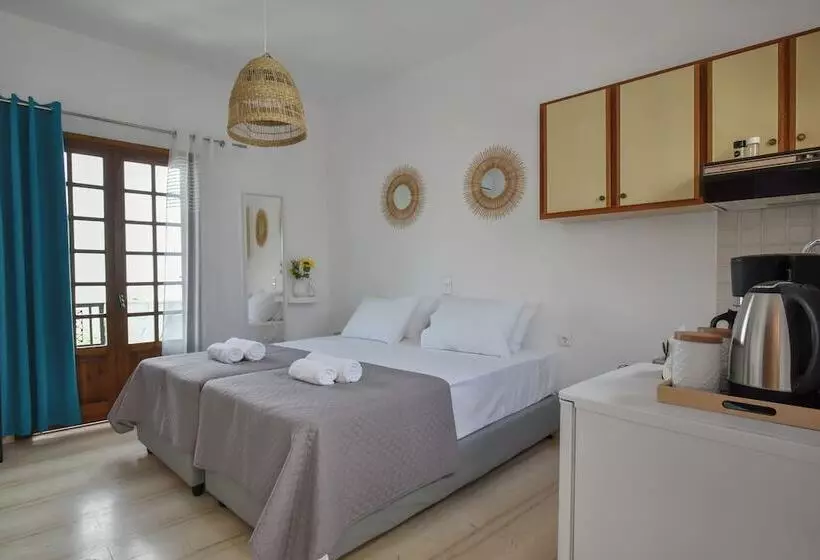 Eva Studios & Apartments