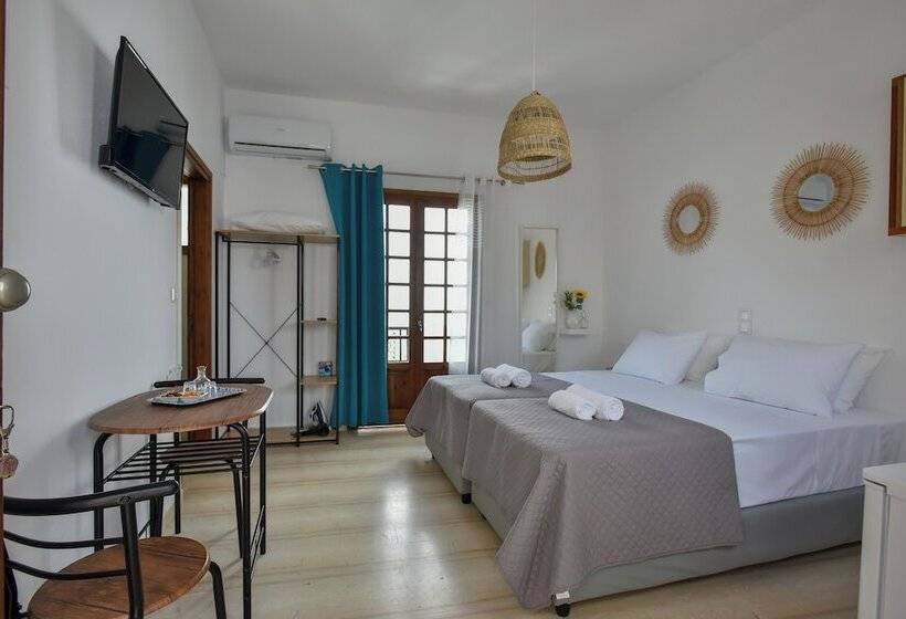 Eva Studios & Apartments