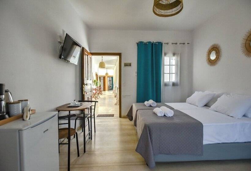 Eva Studios & Apartments