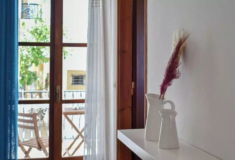 Eva Studios & Apartments