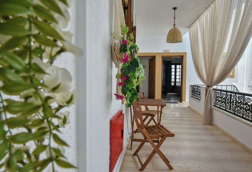 Eva Studios & Apartments