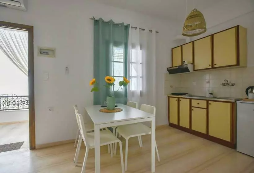 Eva Studios & Apartments