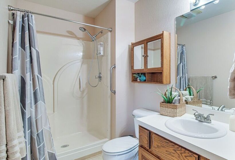 Hillcrest Hideaway  Grove Home ~ 1 Mi To Launch