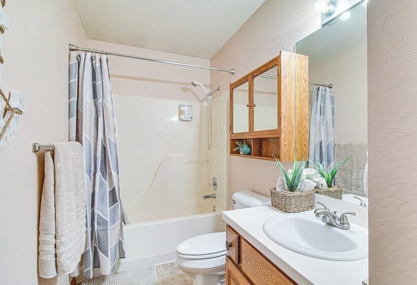 Hillcrest Hideaway  Grove Home ~ 1 Mi To Launch