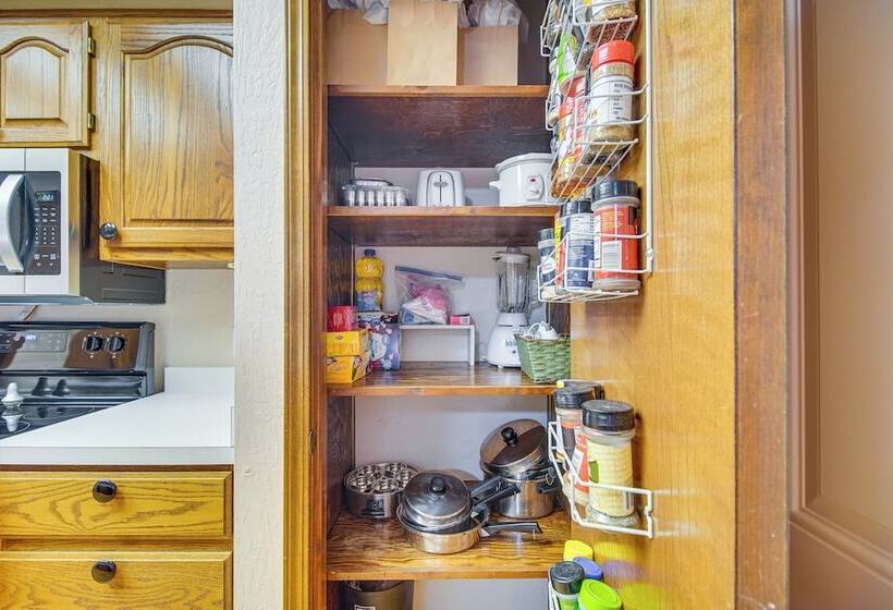 Hillcrest Hideaway  Grove Home ~ 1 Mi To Launch