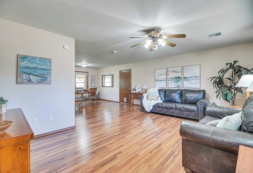 Hillcrest Hideaway  Grove Home ~ 1 Mi To Launch