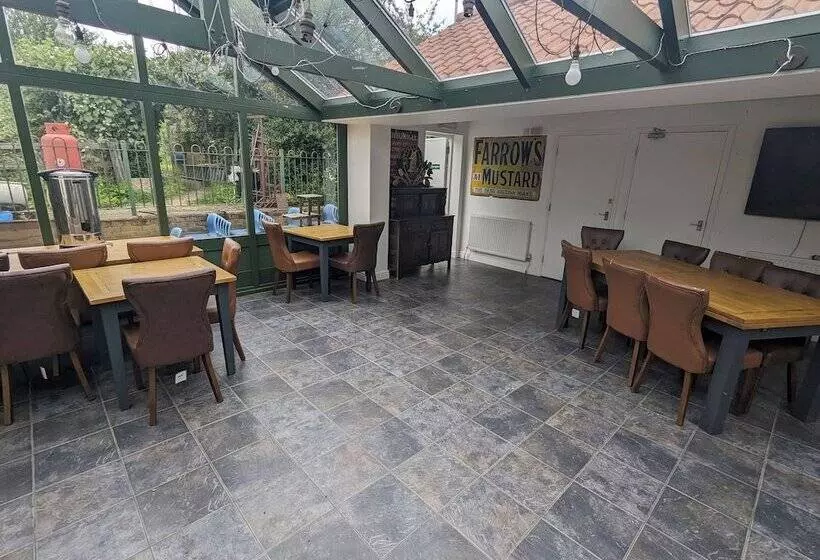 Hostelli The Prince Of Wales