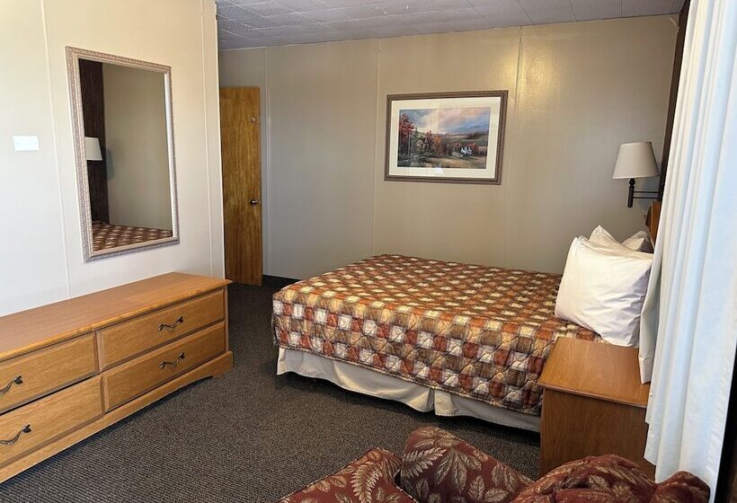 Отель A Bridge View Inn