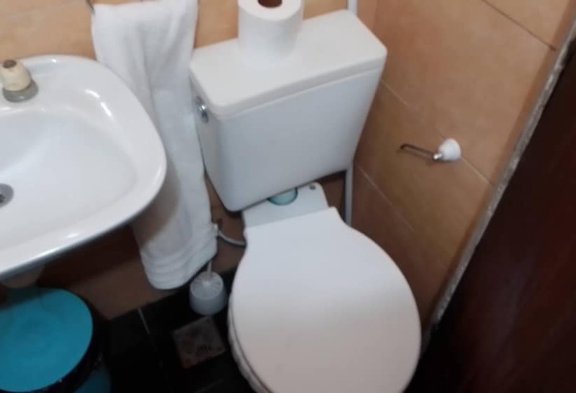 فندق Alojamiento Ezeiza 4