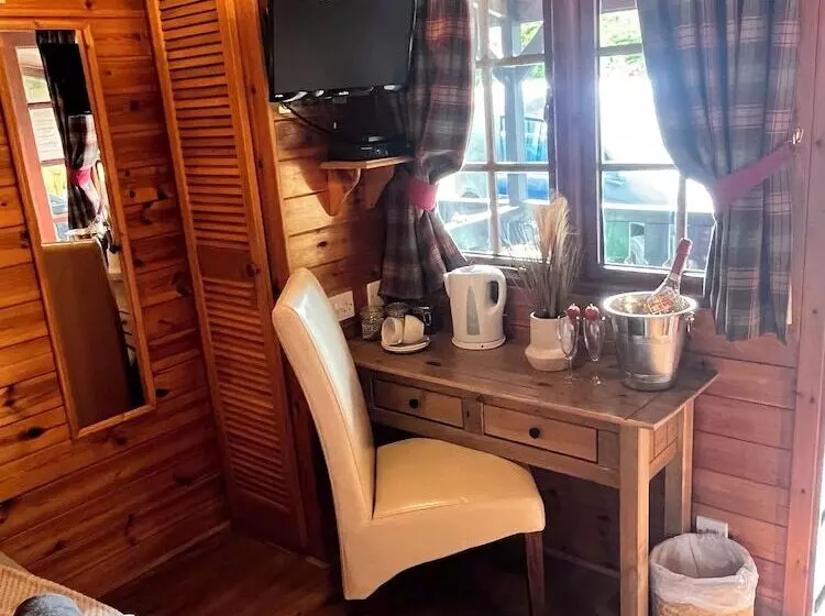 هتل Ben More Lodge