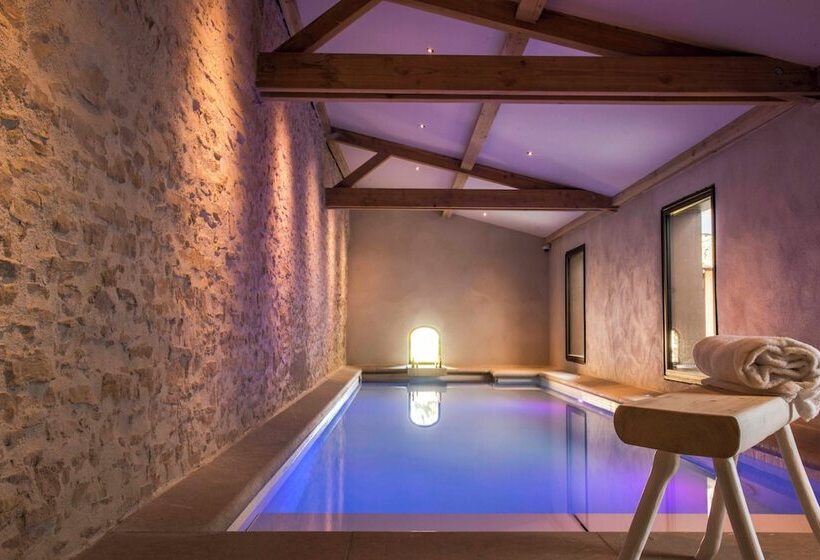 Отель Domaine Les Lanternes