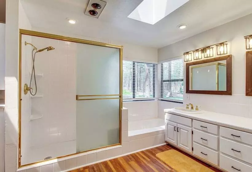 Deck + Pool Table: Pinetop Lakeside Nature Escape