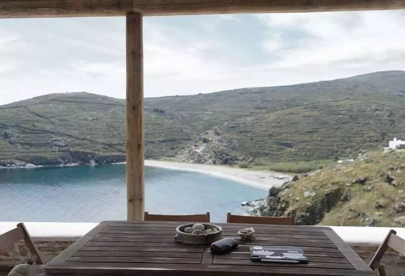 Kyon Beach Suites Kythnos