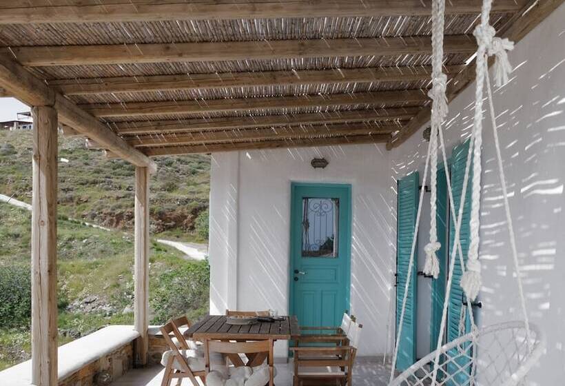 Kyon Beach Suites Kythnos