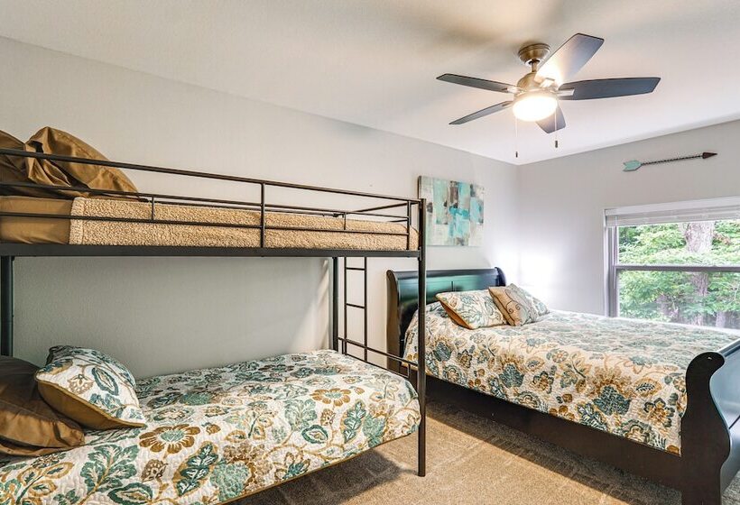 Views & Private Dock: Lake Of The Ozarks Retreat!