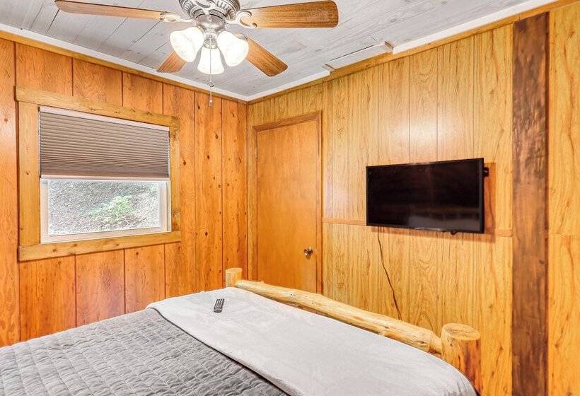 Lakefront Sparta Cabin W/ Private Beach & Dock!