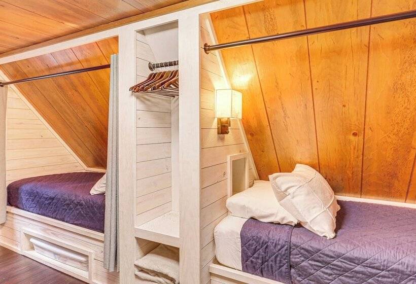 Lakefront Sparta Cabin W/ Private Beach & Dock!