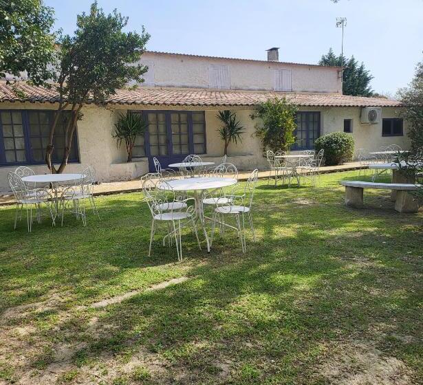 پانسیون Mas D Alivon