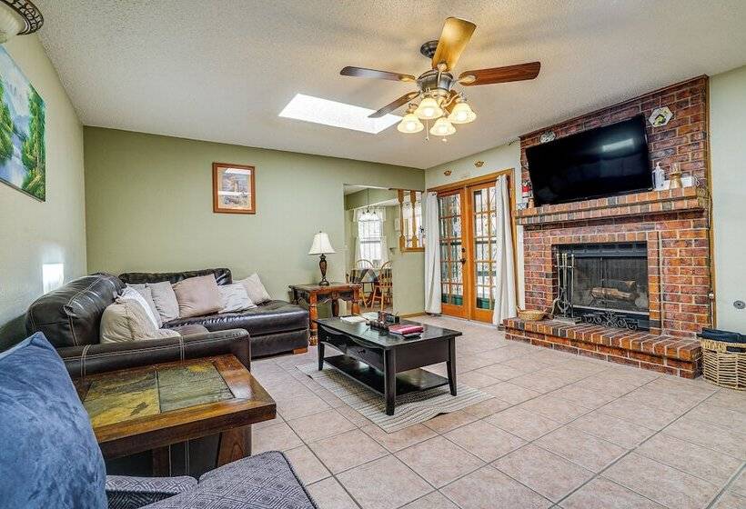 Pet Friendly El Paso Home ~ 9 Mi To Fort Bliss!