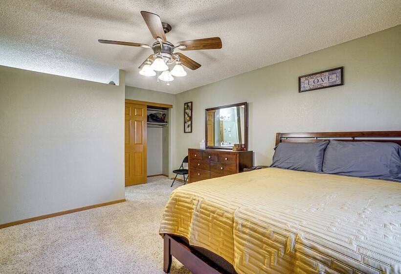 Pet Friendly El Paso Home ~ 9 Mi To Fort Bliss!