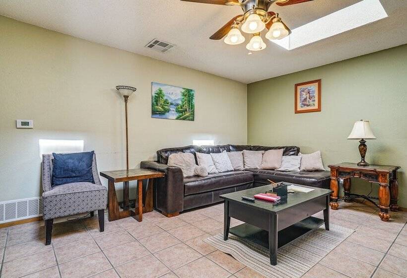 Pet Friendly El Paso Home ~ 9 Mi To Fort Bliss!