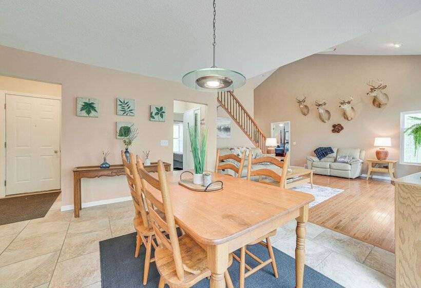 Pet Friendly Kalkaska Home ~ 19 Mi To Torch Lake!