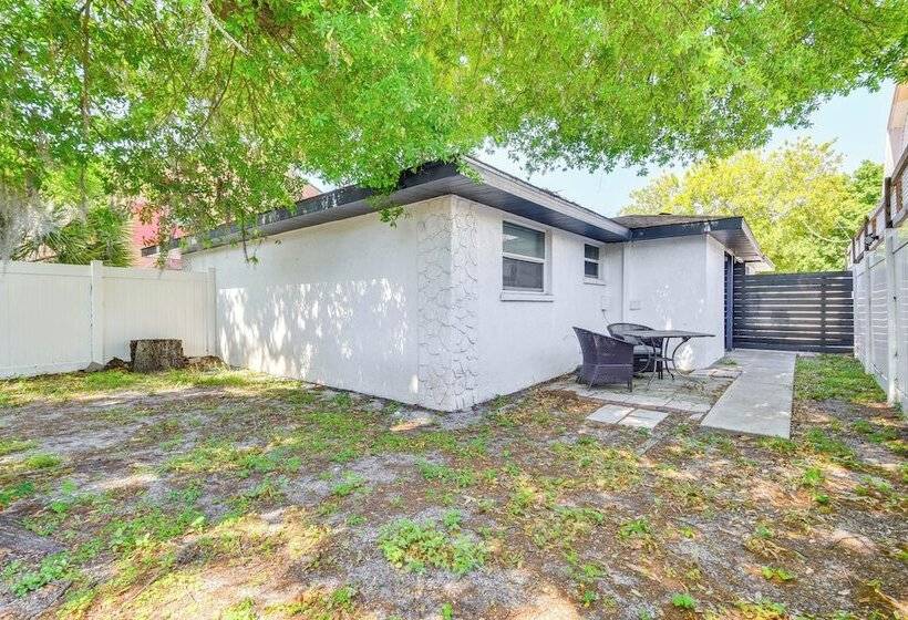 Pet Friendly Palmetto Duplex ~ 2 Mi To Riverwalk!