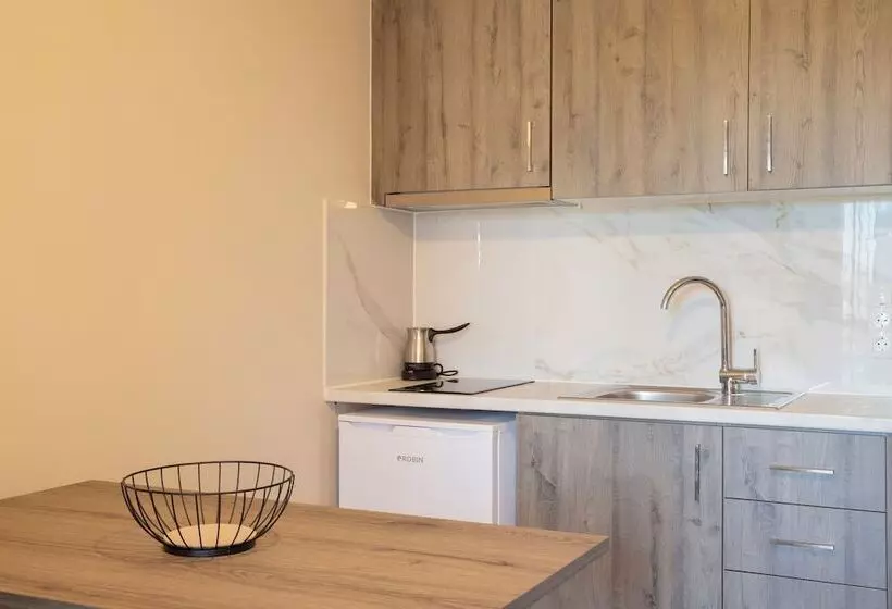 Philippos Residences