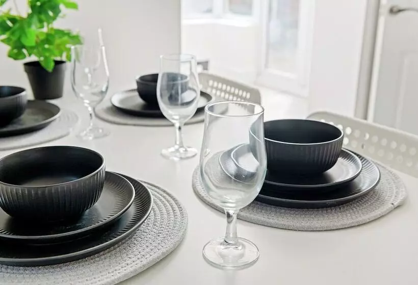 レジデンス Isimi Luxurious House 4 Bed In Alfreton Derby