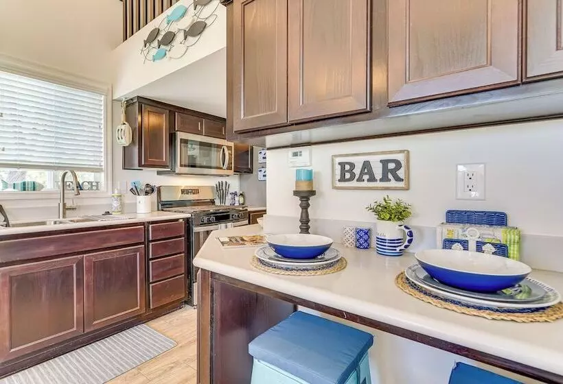 Riverfront Isleton Cottage < 1 Mi To Rio Vista!