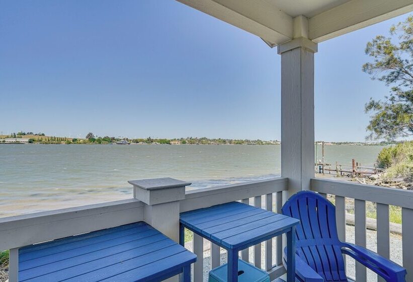 Riverfront Isleton Cottage < 1 Mi To Rio Vista!