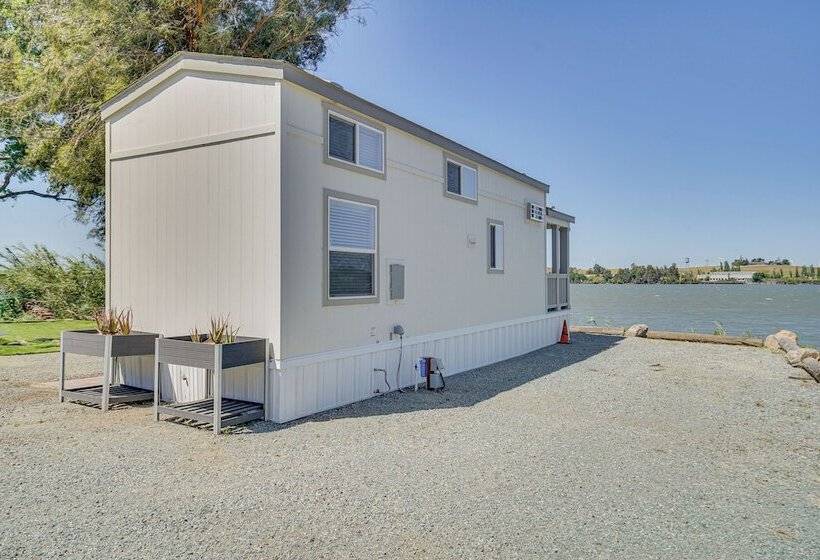 Riverfront Isleton Cottage < 1 Mi To Rio Vista!