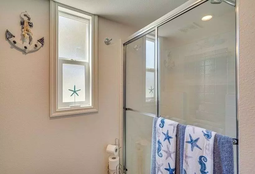 Riverfront Isleton Cottage < 1 Mi To Rio Vista!