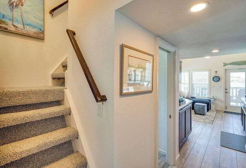 Riverfront Isleton Cottage < 1 Mi To Rio Vista!