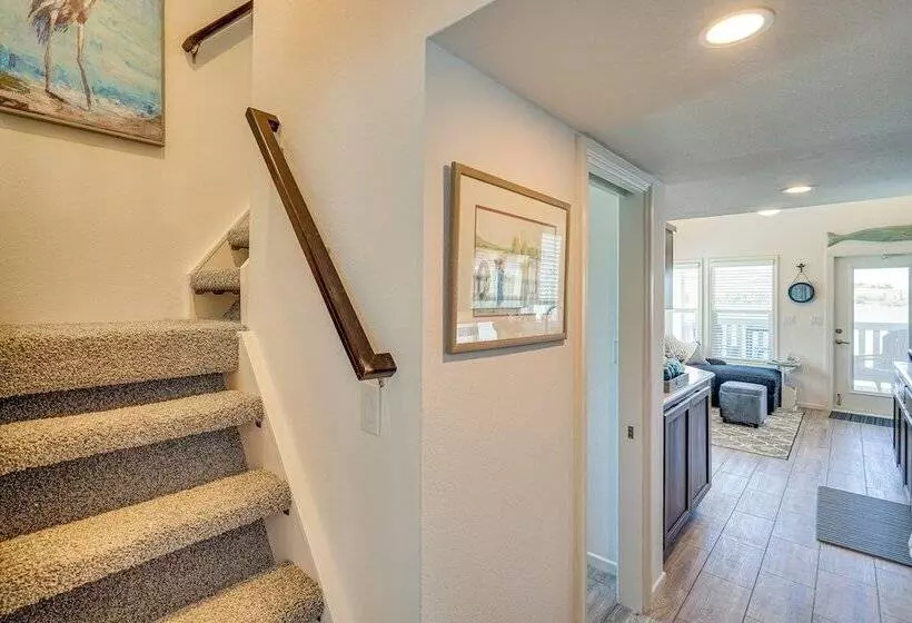 Riverfront Isleton Cottage < 1 Mi To Rio Vista!