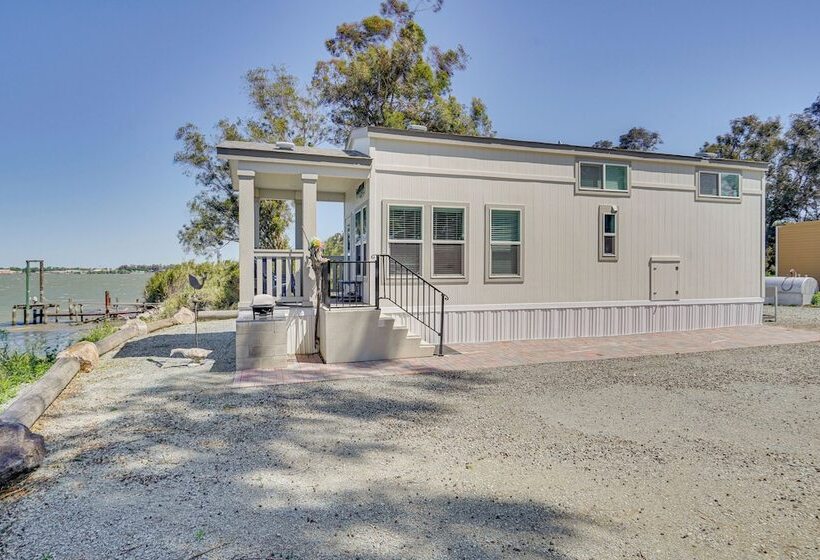 Riverfront Isleton Cottage < 1 Mi To Rio Vista!