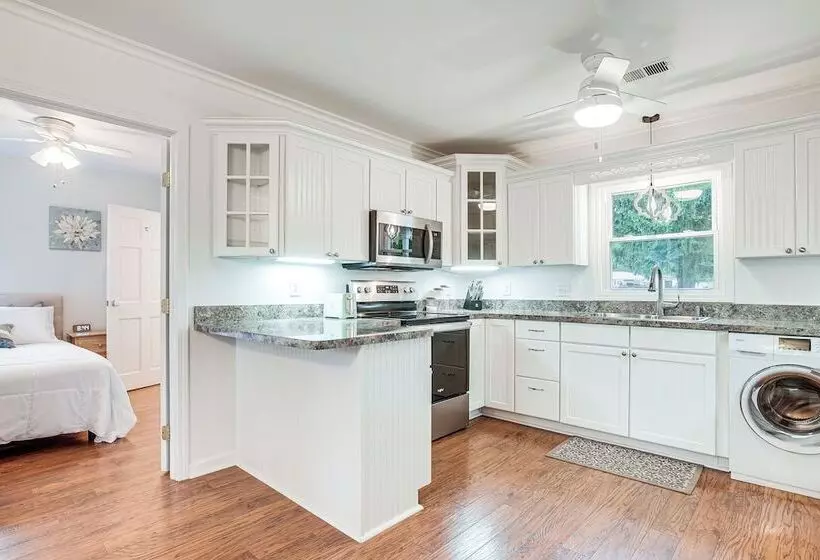 Thornville Home W/ Boat Dock: On The Lake!