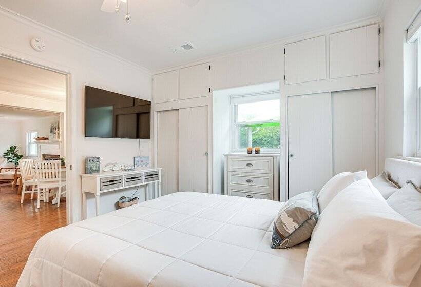 Thornville Home W/ Boat Dock: On The Lake!