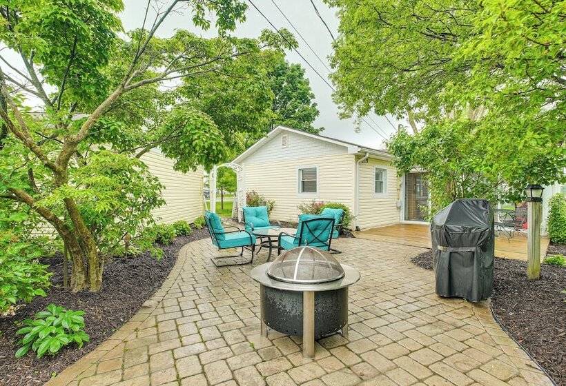 Thornville Home W/ Boat Dock: On The Lake!