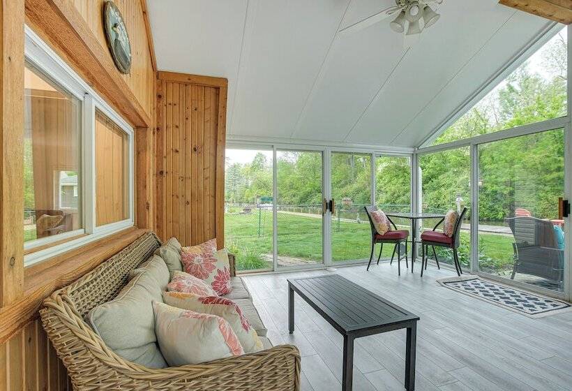 Thornville Home W/ Boat Dock: On The Lake!