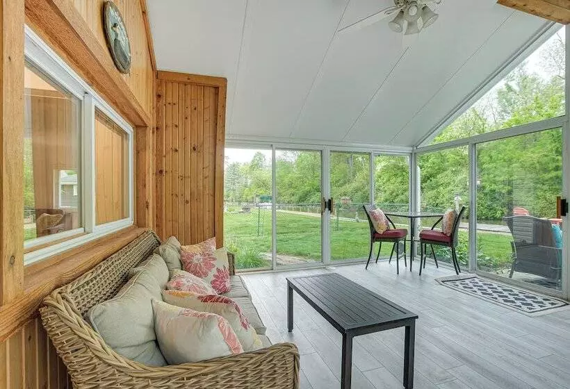 Thornville Home W/ Boat Dock: On The Lake!